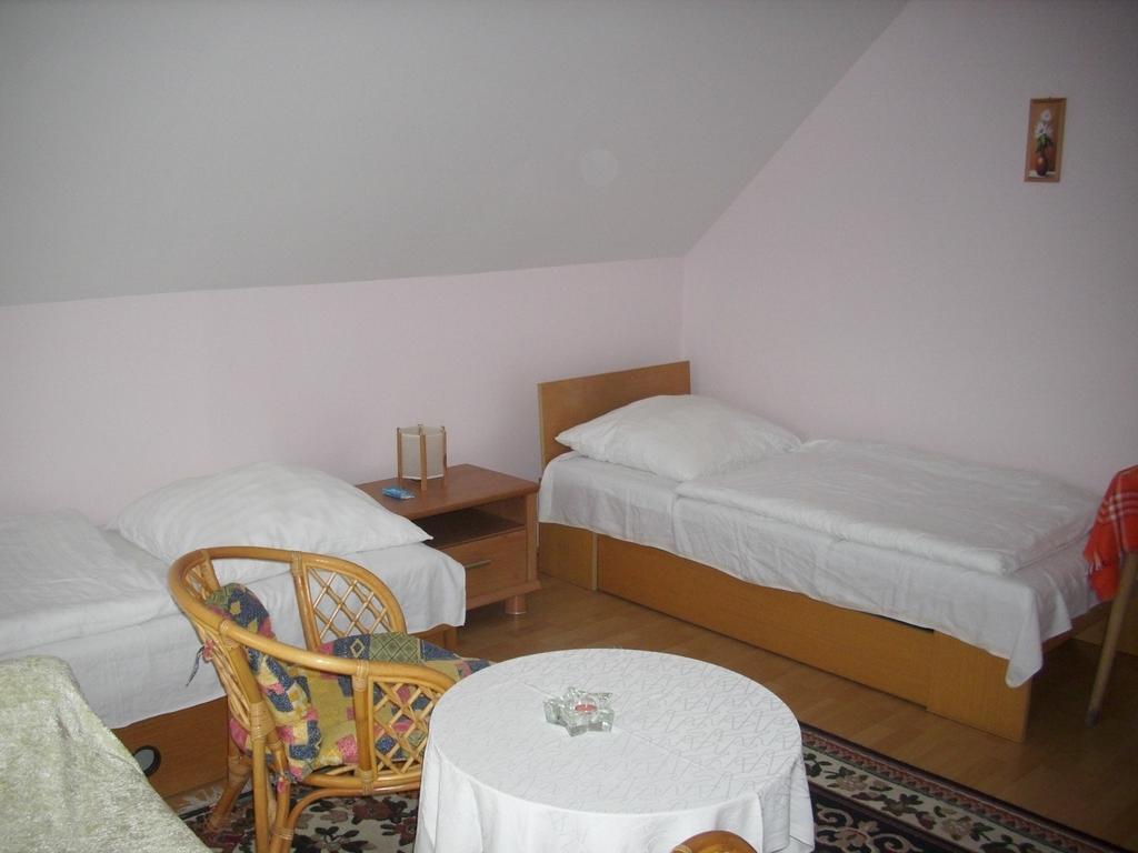 Penzion Jesenice Jesenice  Habitación foto
